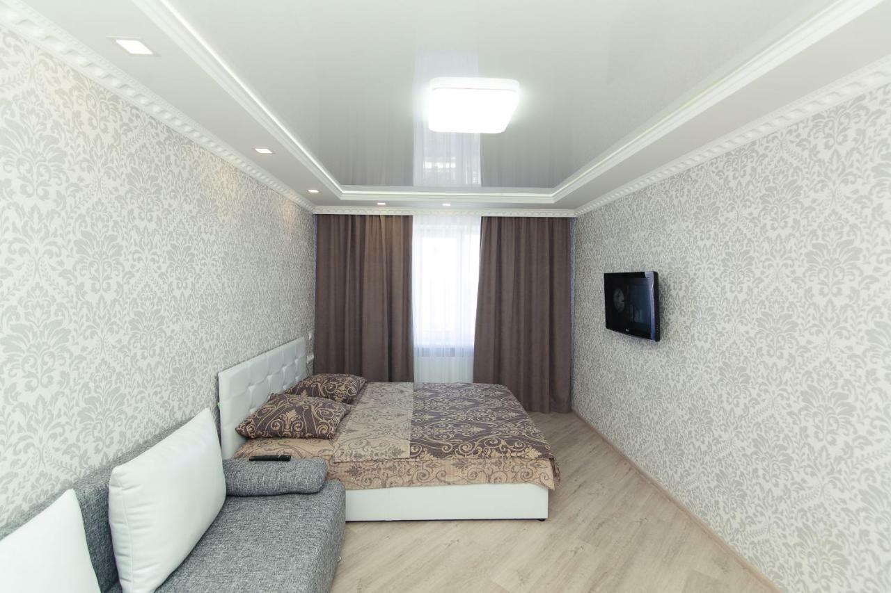 Luxury Apart-Hotel On Kondrateva Street Sumy Exterior foto